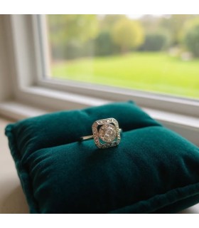 Antico anello in oro 18kt e piccoli diamanti