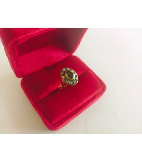 Anello antico in oro, argento, zaffiro e diamanti
