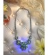 Collana color argento anni '50 con aurora boreali celesti
