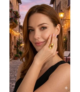 Anello in acciaio dorato ovale con occhio di tigre