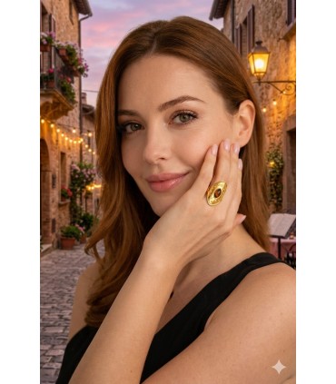 Anello in acciaio dorato ovale con occhio di tigre