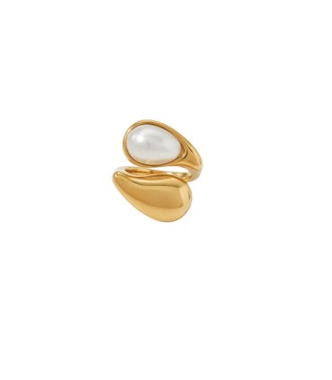 Anello in acciaio dorato contrariè con perla