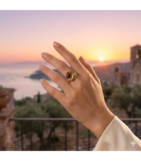 Anello in acciaio dorato contrariè con occhio di tigre